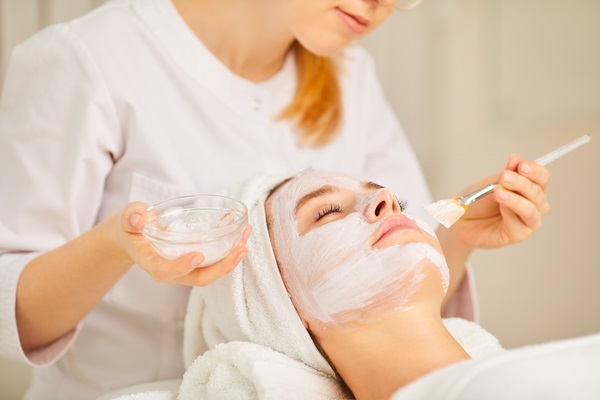 Institut de beauté, Saint-Martin-de-Crau, Massage & Esthétique Mélissa